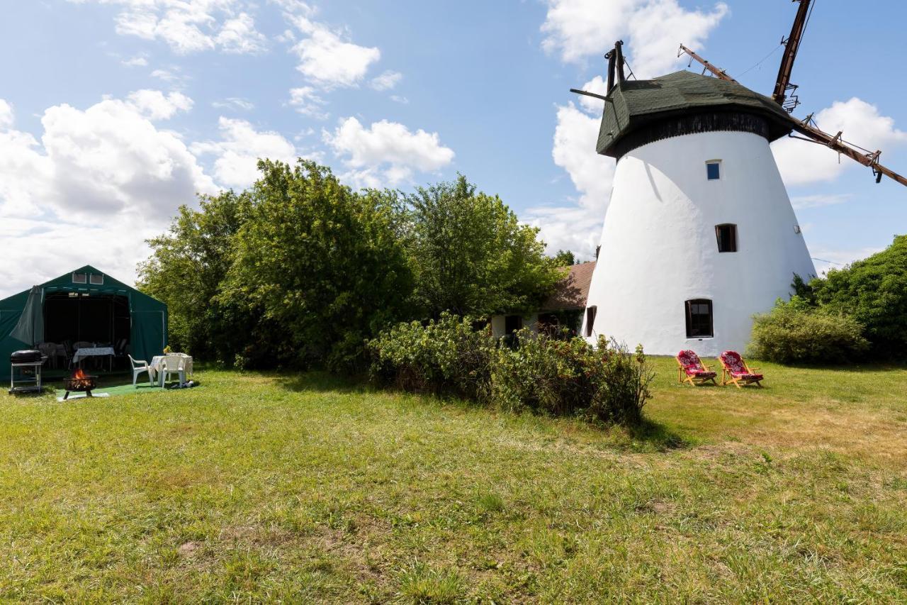 Windmill Vacation Home In Ledzin Near Baltic Sea Ниешорце Екстериор снимка